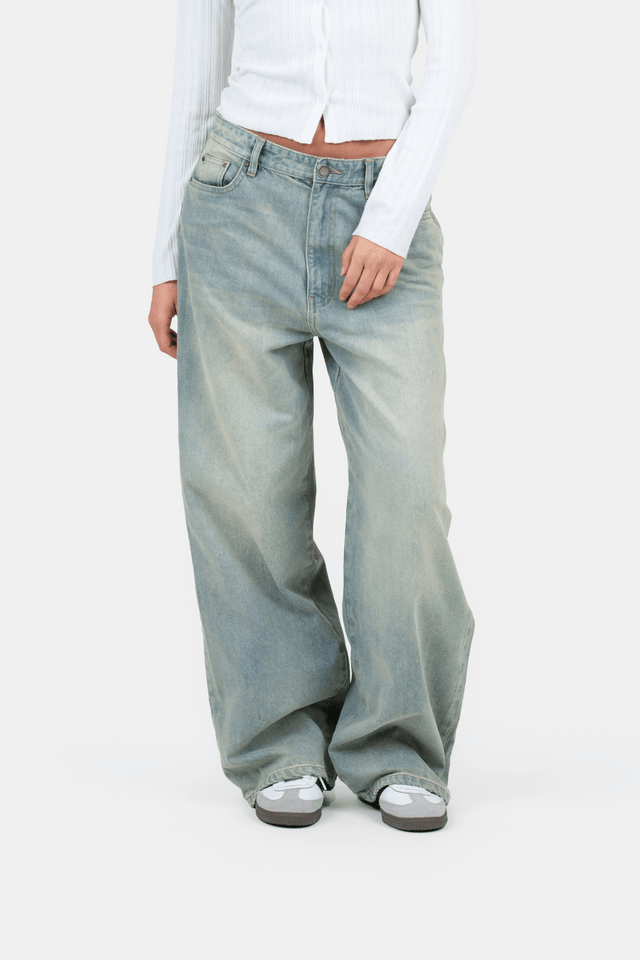 Baggy Denim Jeans Light Blue Vintage Wash