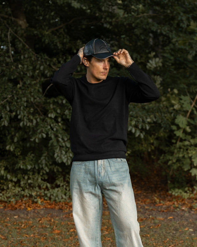 Knitted jumper Black