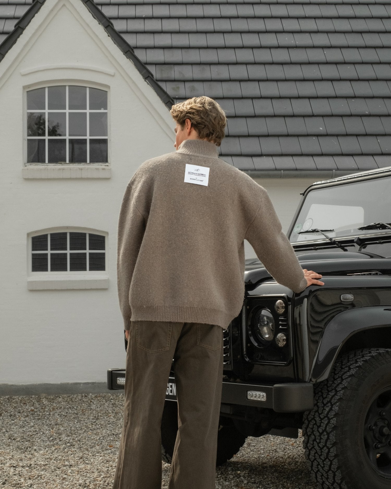 Full-zip sweater dark gray