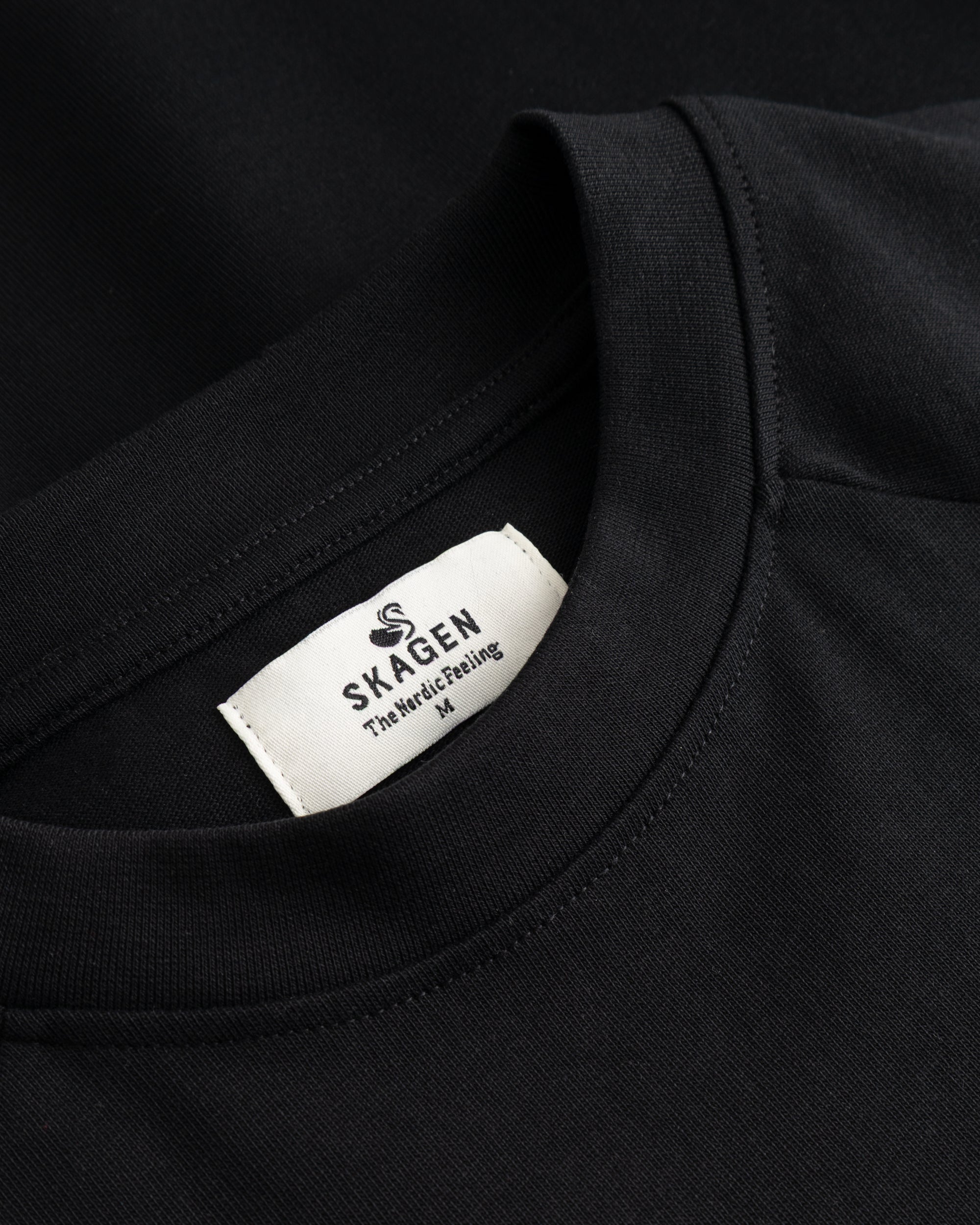 Graphic T-Shirt 'Hunting Crest' Black