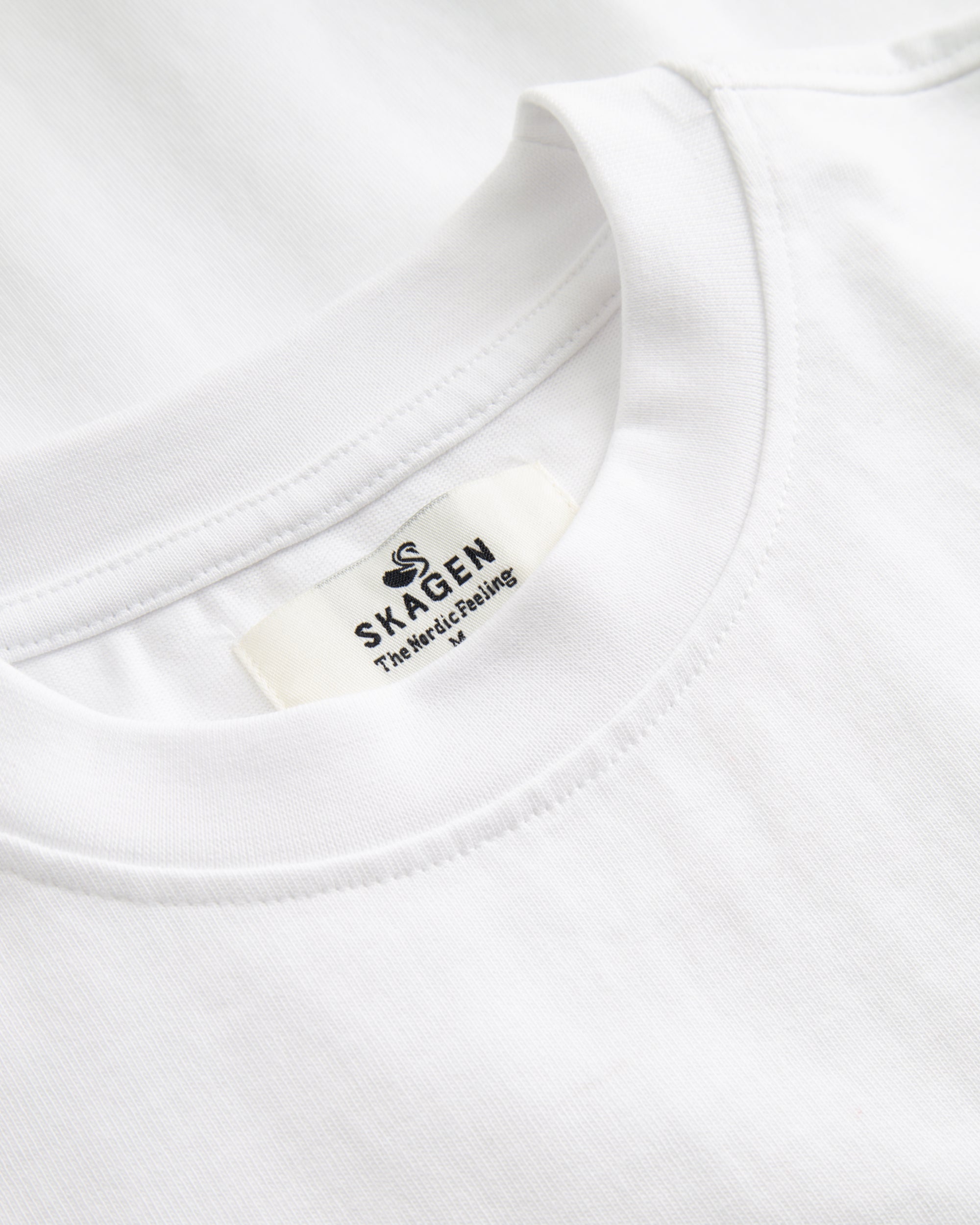 Blank T-shirt White