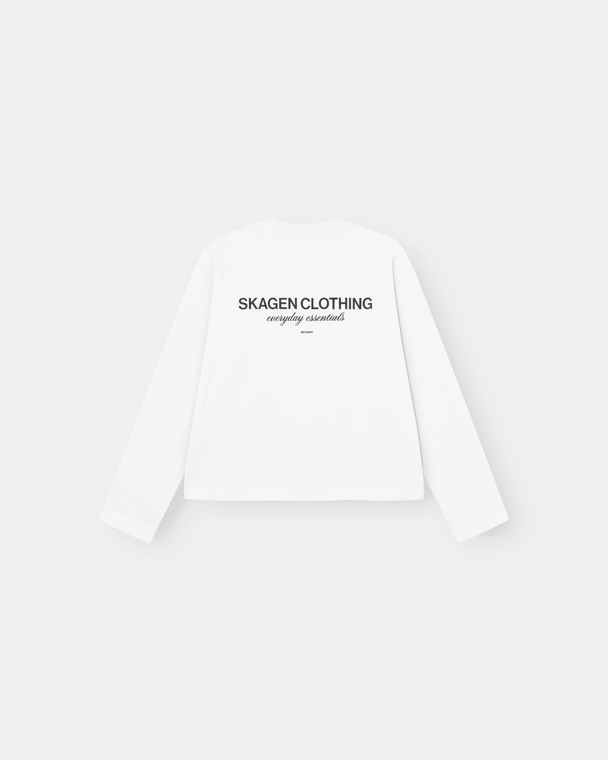 Everyday Essential Raglan Longsleeve White dame
