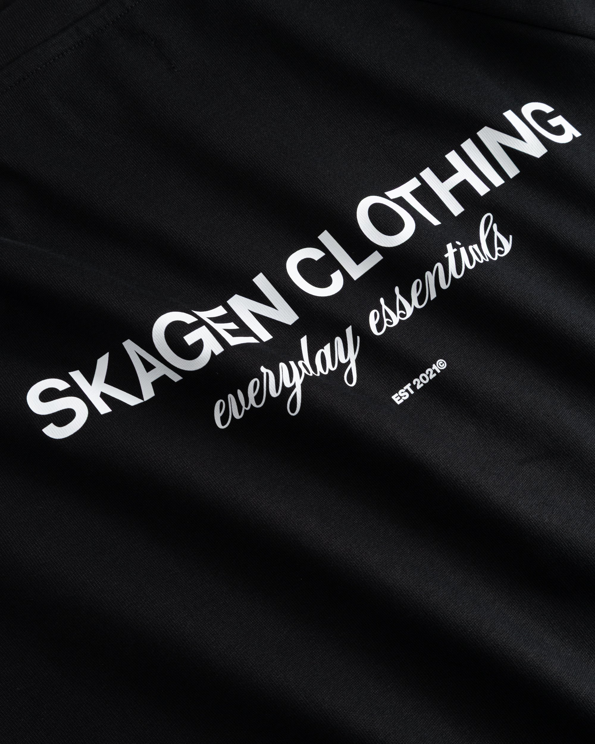 Everyday Essential Raglan Longsleeve Black dame