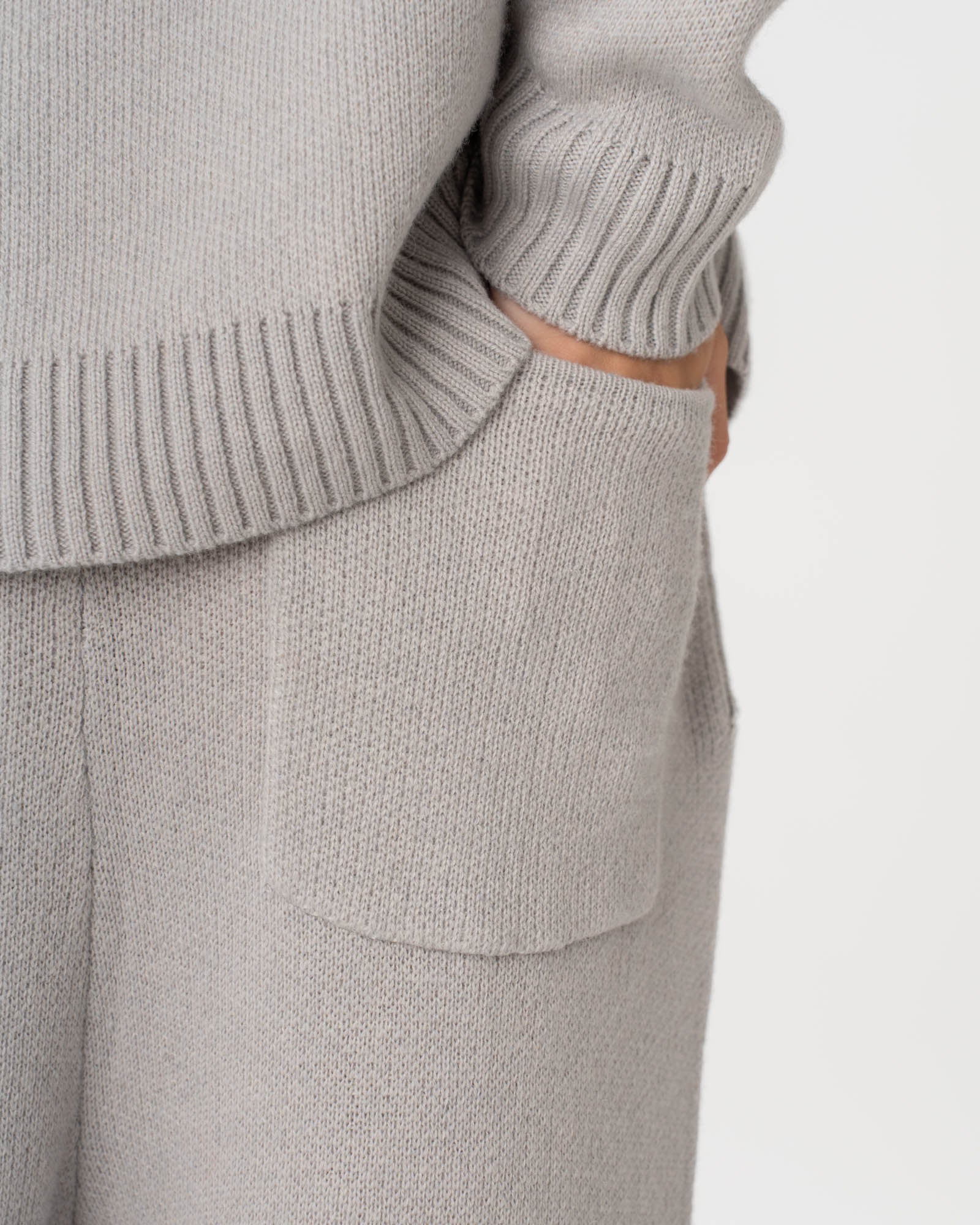Jacquard Knitted Wool pants light grey