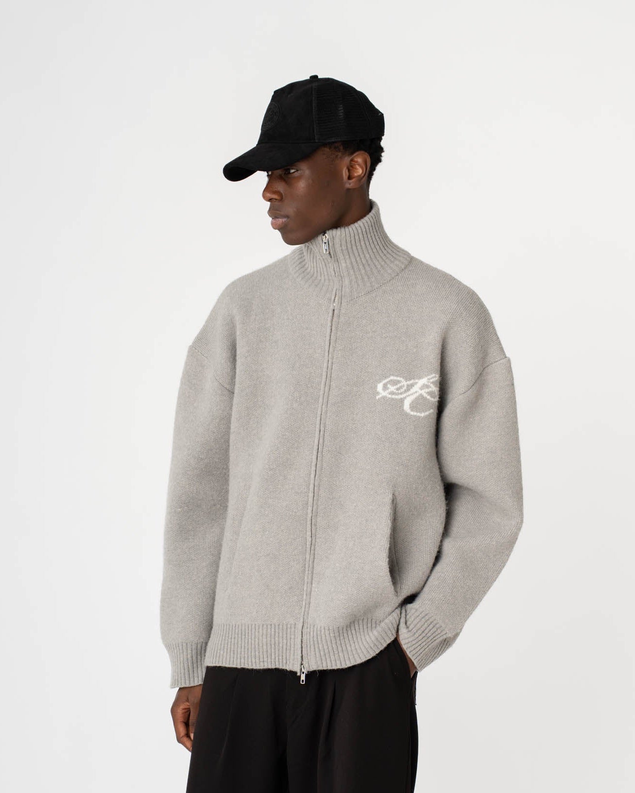 Full-zip sweater light gray