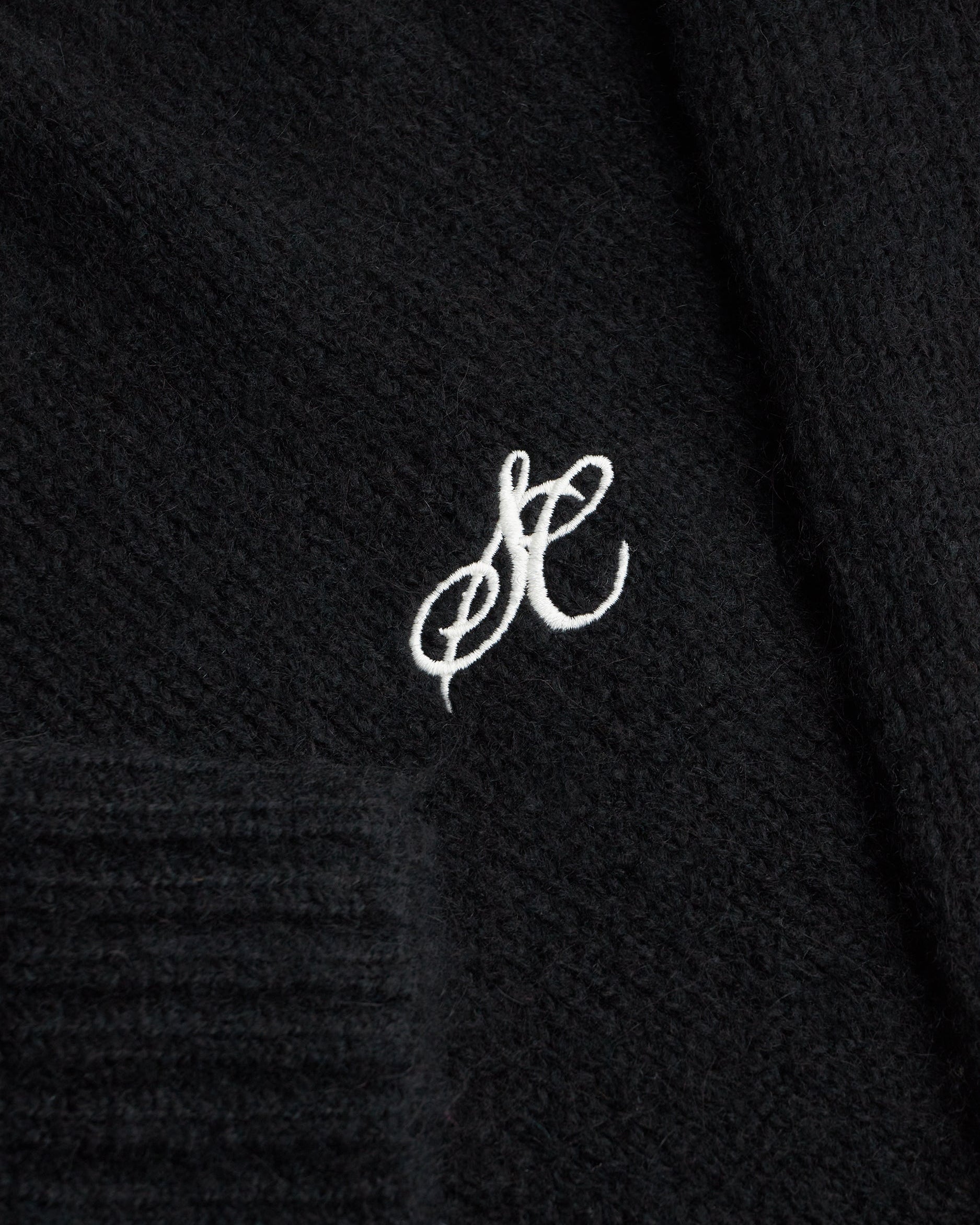 Alpaca Knitted Sweater Black